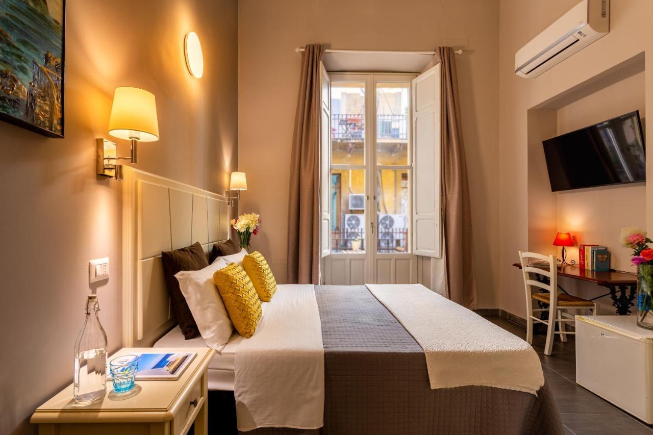 Marlin Rooms Cagliari Extérieur photo