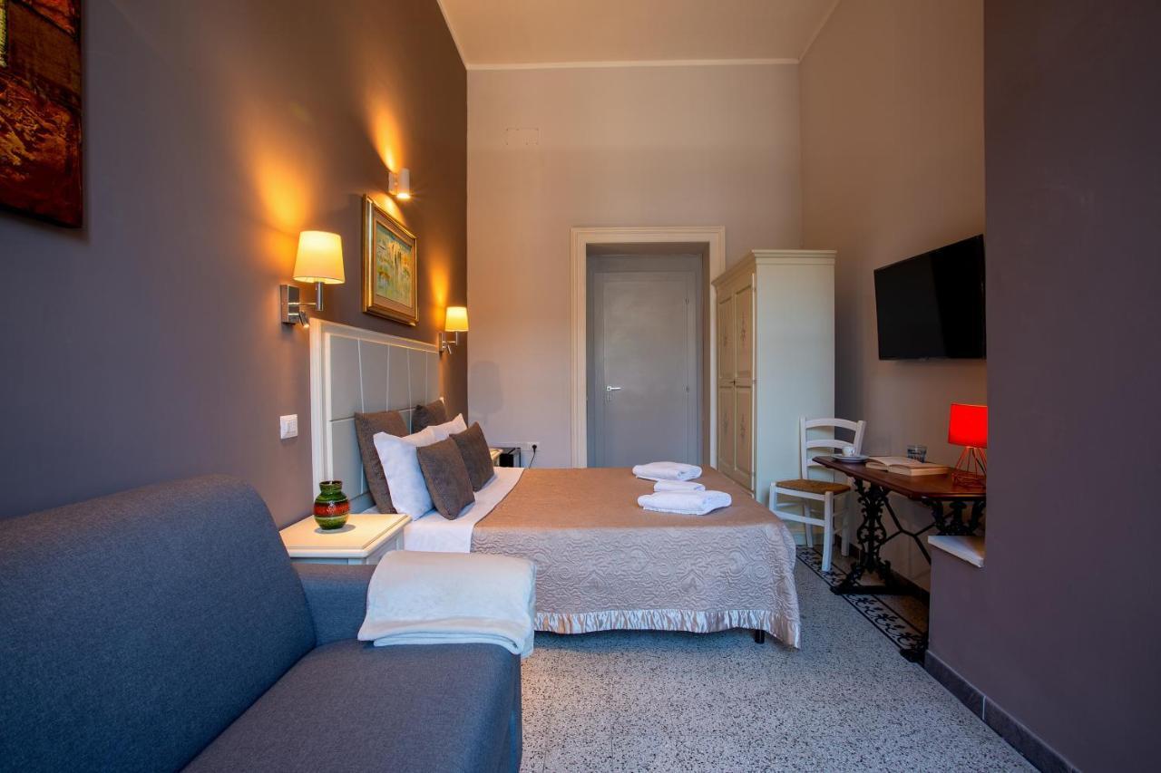 Marlin Rooms Cagliari Extérieur photo